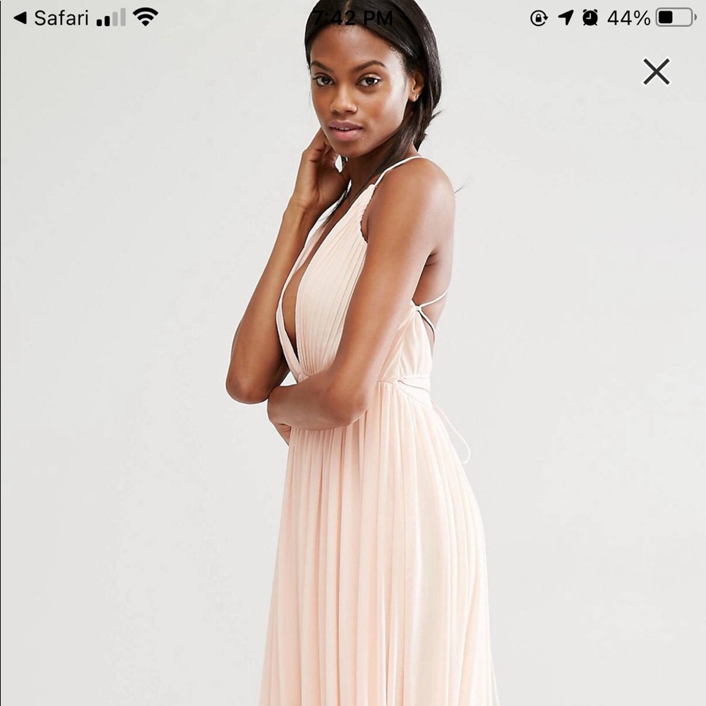 Missguided pleated plunge maxi dress